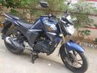 Yamaha FZS DD. 2022