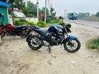 Yamaha FZS এক দাম 2022