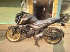 Yamaha FZS F Z S 4 V 2025