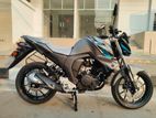 Yamaha FZS Fi V2 DD ON-TEST 2024