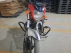 Yamaha FZS V1 . 2015