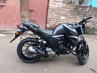 Yamaha FZs V2 . 2023