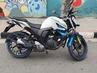 Yamaha FZs V2 . 2017