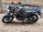 Yamaha FZs V2 . 2022