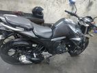 Yamaha FZs V2 . 2023