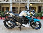 Yamaha FZS V2 fi ১০,বছরের কাগজ 2017