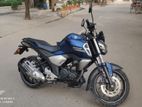 Yamaha FZS V3 . 2022