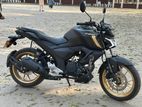 Yamaha FZS v4 ২ মাস বয়স 2024