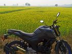 Yamaha Fzs v4 2024