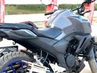 Yamaha Fzs V4 . 2024