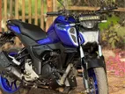 Yamaha Fzs V4 . 2025