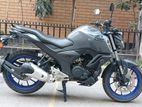 Yamaha FZS version 4 2023