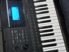 Yamaha Keyboard E453