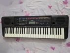 Yamaha Keyboard- Psr E263