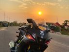 Yamaha R15 V4 2024