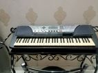 Yamaha PSR 340 Touch Responsive 61 Key Piano Keyboard with Midi