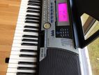 YAMAHA PSR-550 61-Note Touch-Sensitive (MIDI + Live) Keyboard