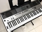 YAMAHA PSR E-443 Keyboard