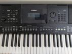 Yamaha PSR-E463