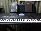 Yamaha PSR-E463 Keyboard With Adapter