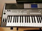 YAMAHA PSR S-670 61 Keys Professional Arranger Workstation (New)