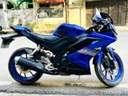 Yamaha R15 2018 2017