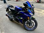 Yamaha R15 2018