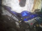 Yamaha R15 . 2024