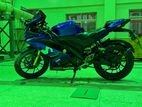 Yamaha R15 2020