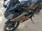 Yamaha R15 . 2020