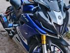 Yamaha R15 . 2020