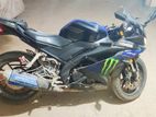 Yamaha R15 . 2020