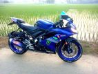 Yamaha R15 2021 2020