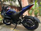 Yamaha R15 . 2021