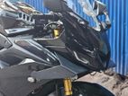 Yamaha R15 2021