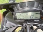 Yamaha R15 . 2022
