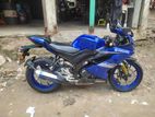 Yamaha R15 2022