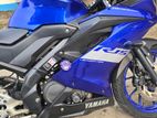 Yamaha R15 2022