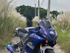 Yamaha R15 2022