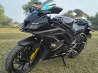 Yamaha R15 2022