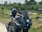 Yamaha R15 . 2023