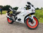 Yamaha R15 . 2024