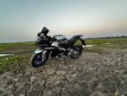 Yamaha R15 M . 2023