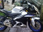 Yamaha R15 M 2022