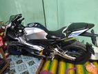 Yamaha R15 M 2022