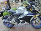 Yamaha R15 M 2022