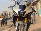 Yamaha R15 M 2022