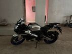 Yamaha R15 M . 2023