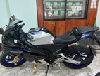 Yamaha R15 M . 2025