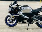 Yamaha R15 ` 2023